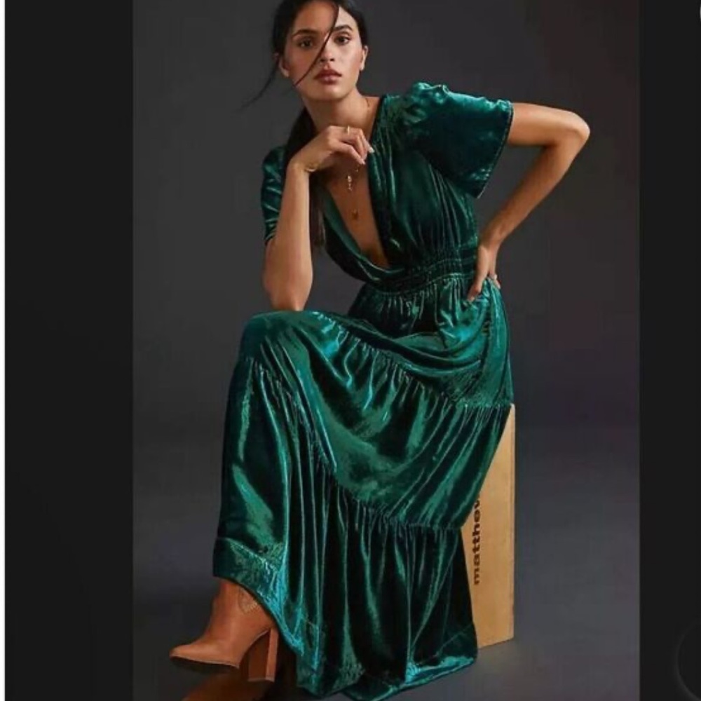 J23 FRNCH Green Velvet MIDI‎ Dress
